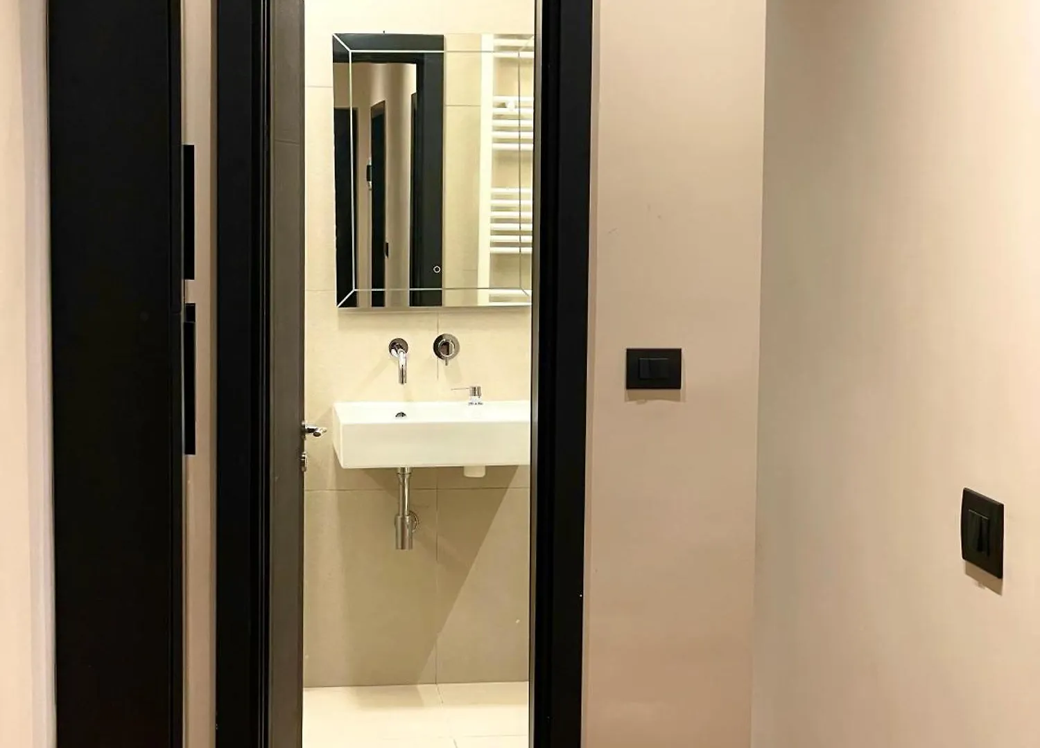 Top Center Apartment Tirana